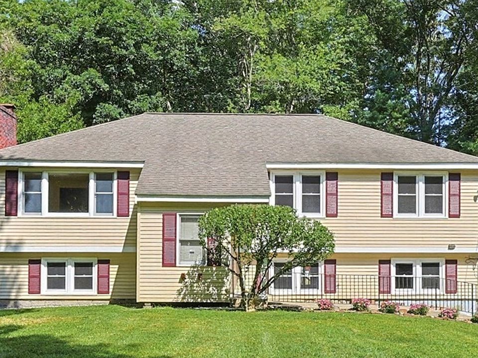 1st image of 109 Davis Rd
