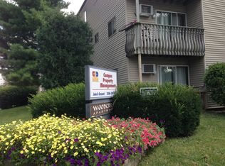 702 Crescent Dr APT 5, Champaign, IL 61821