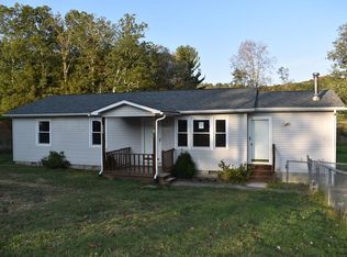 124 Claire Heights Rd, Danese, WV 25831