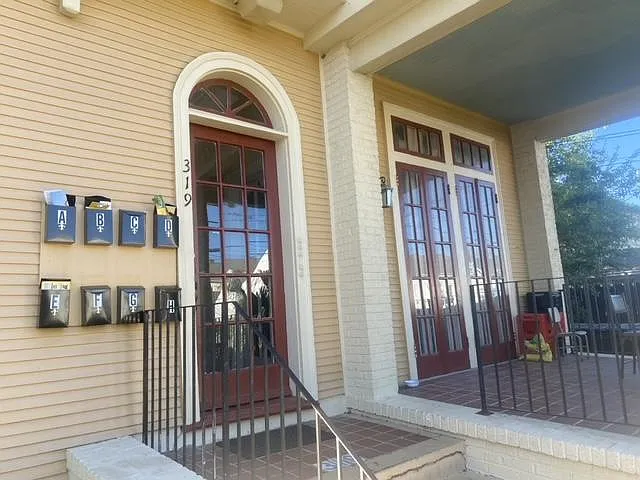 319 S Lopez St #E — Photo 3