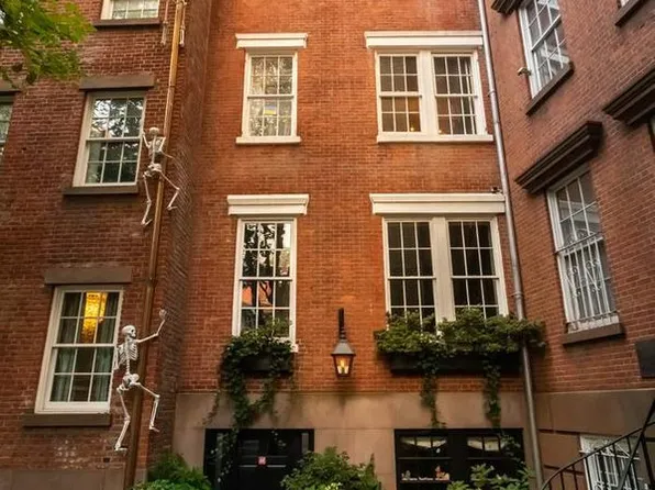 46 Commerce Street image 3 of 10