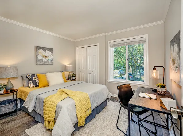 14625 NE 34th St, Bellevue, WA