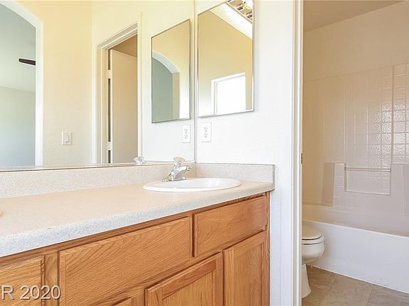 4th image of 6533 Charlie Chaplin Ave Unit 103