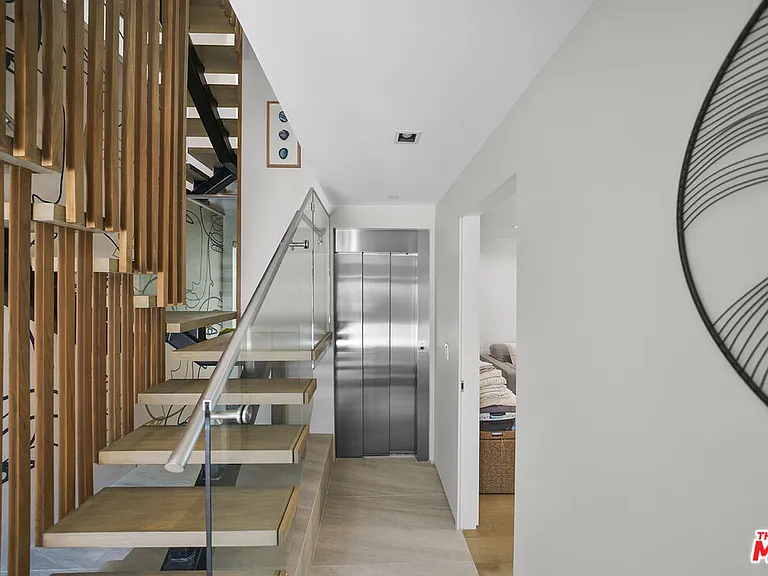 1500 Ocean Dr — Photo 11