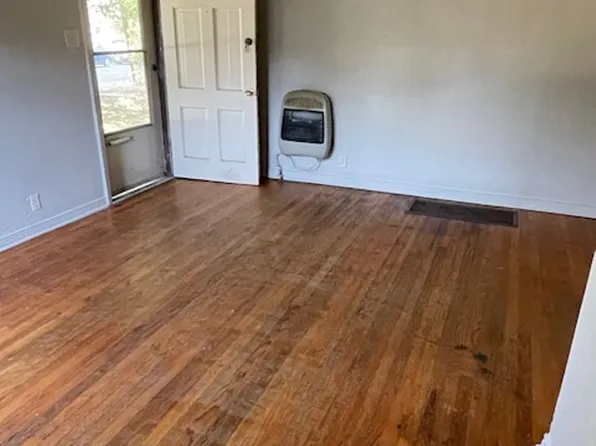918 Denton St, Denton, TX 76201