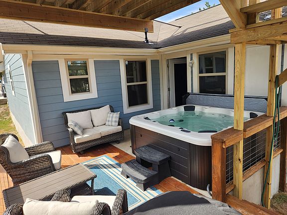 4th image of 1110 Diamondhead Dr