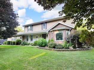 9989 11th Ave, Pleasant Prairie, WI 53158