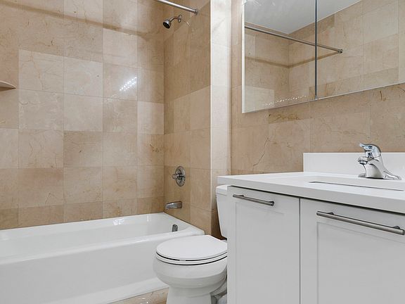 3rd image of 247 W 87th St #11D