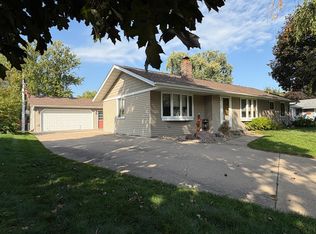 8460 Hyde Ave S, Cottage Grove, MN 55016