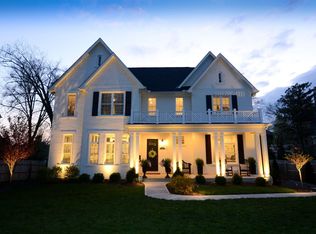 1347 Observatory Dr, Cincinnati, OH 45208
