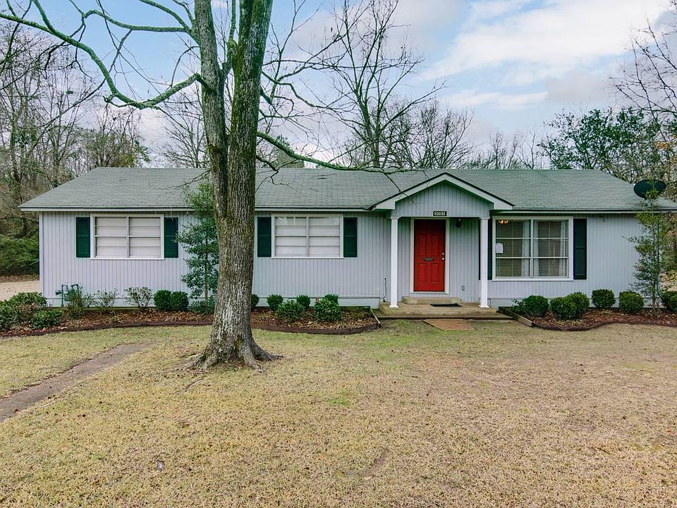 1st image of 3001 Phillips Ln