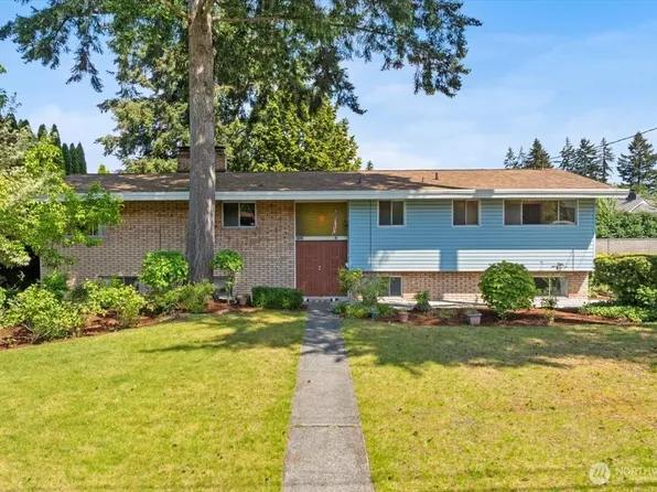 1033 Broadview Drive, Fircrest, WA 98466