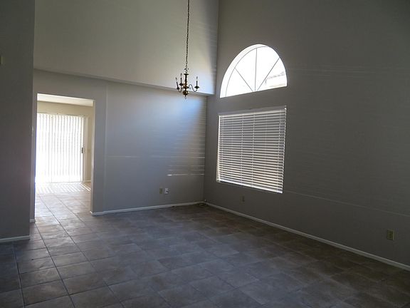 3rd image of 2214 Mira Monte St