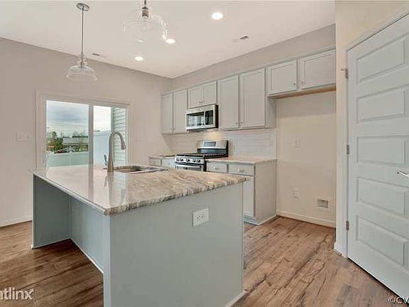 genMbmob.2017235-4-6