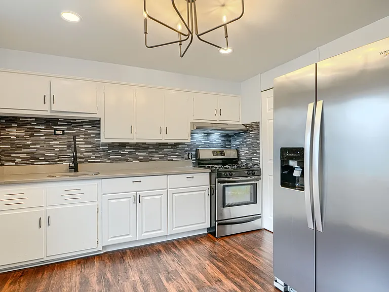 7906 Wynbrook Rd — Photo 11