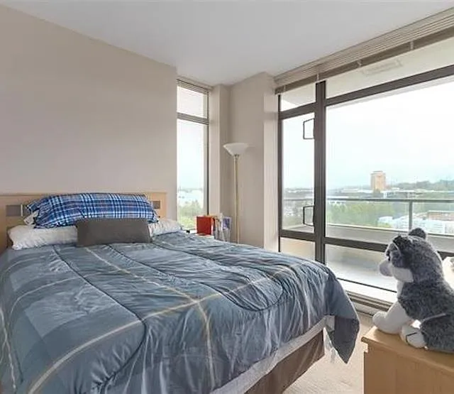 2355 Madison Ave — Photo 4
