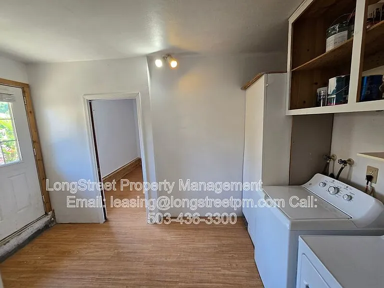 2711 Newton St — Photo 25