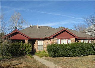 1st image of 905 Madera Dr
