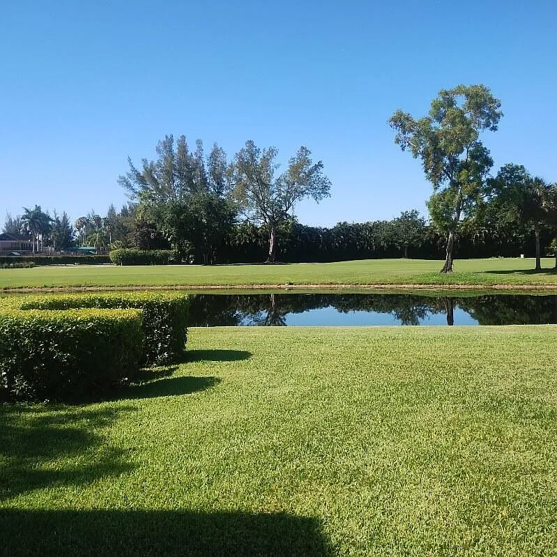 2 bed, 2.0 bath, 1266 sqft, $1,999 — Photo 2