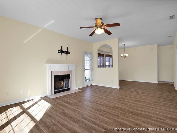 5th image of 3816 Goforth Dr