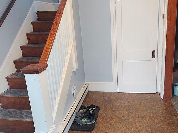4th image of 490 Bayard St