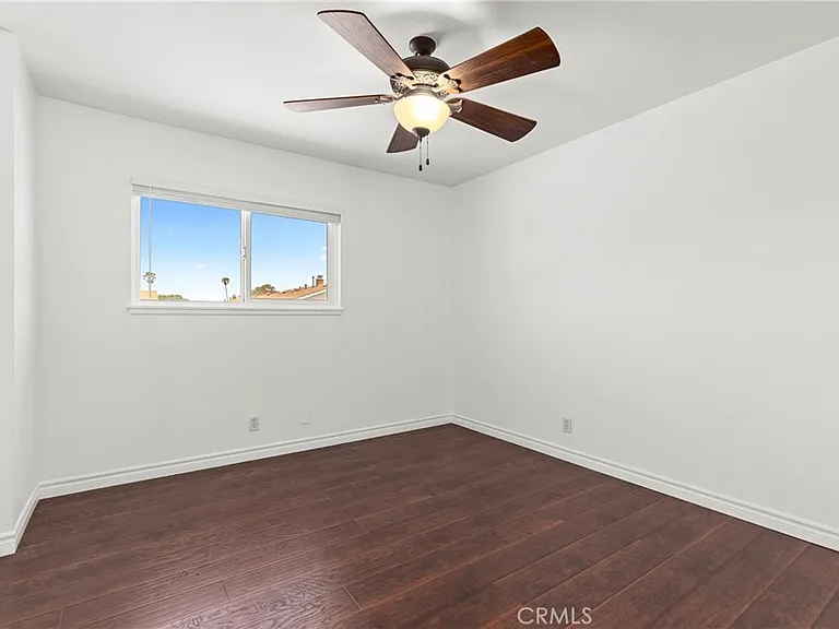10172 Ascot Cir — Photo 11