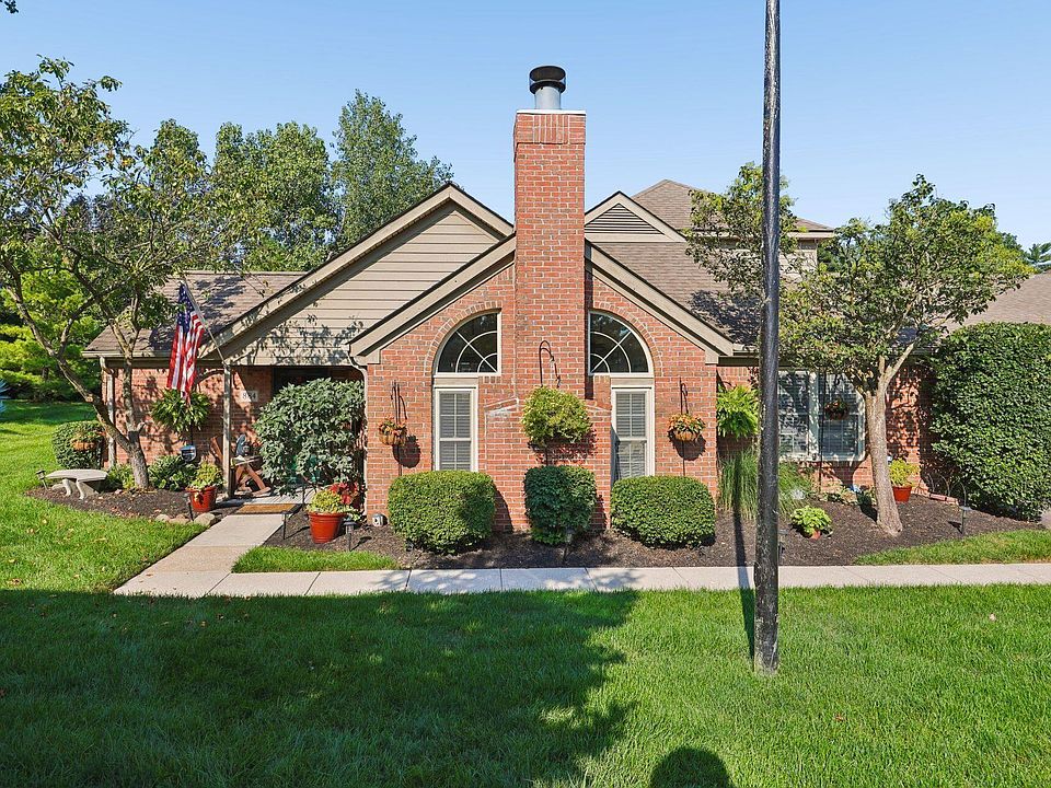 1st image of 884 Village Brook Way