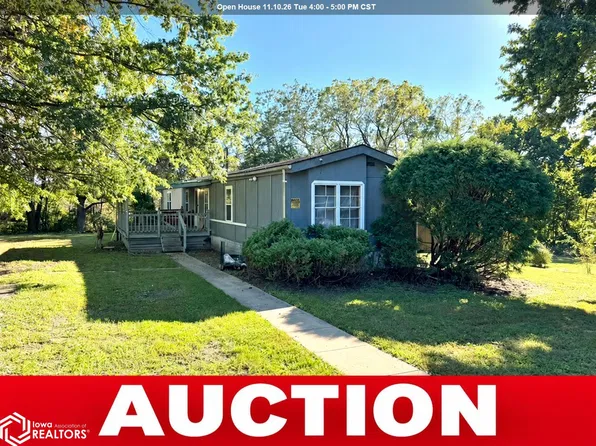 2457 Iowa Ave, Mount Pleasant, IA 52641