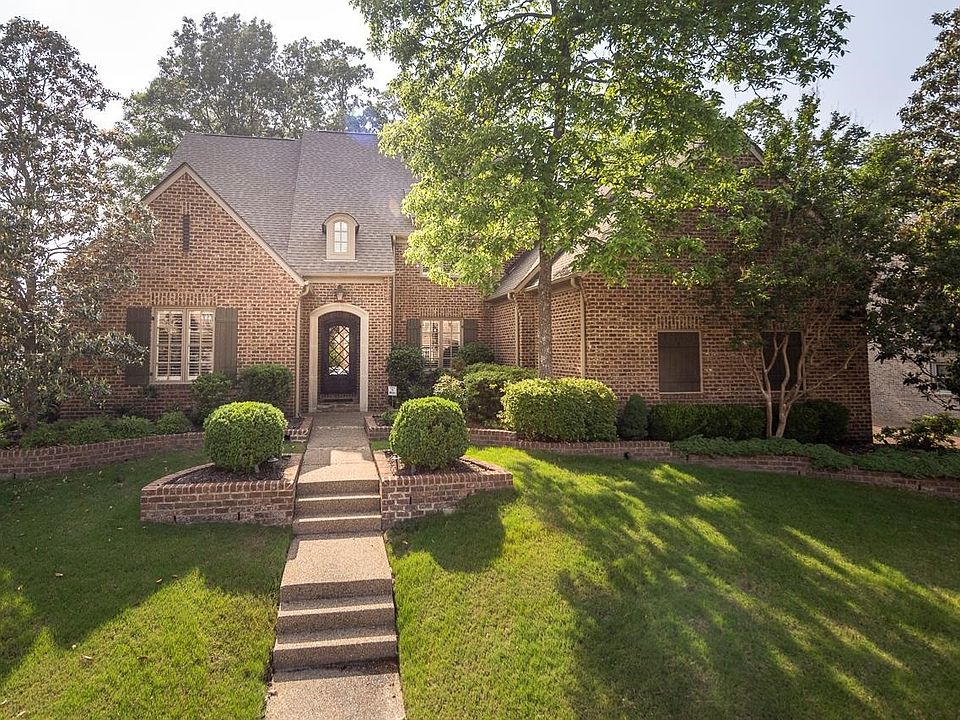 1st image of 3085 Devonshire Way