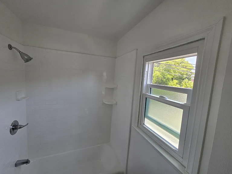 1728 6th Ave #1/2 — Photo 9