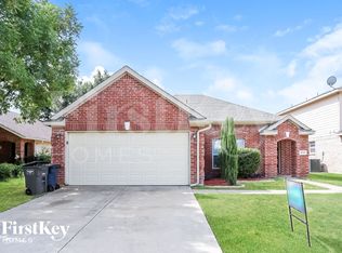 10141 Chapel Ridge Dr, Fort Worth, TX 76116