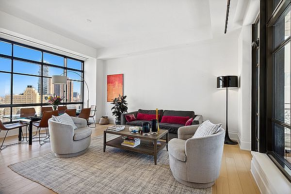 1st image of 25 Park Row #26C