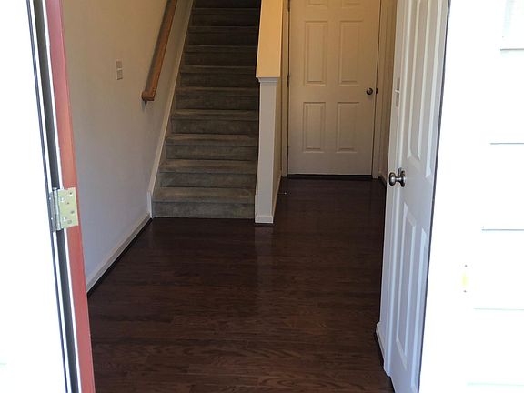 2nd image of 3712 Green St
