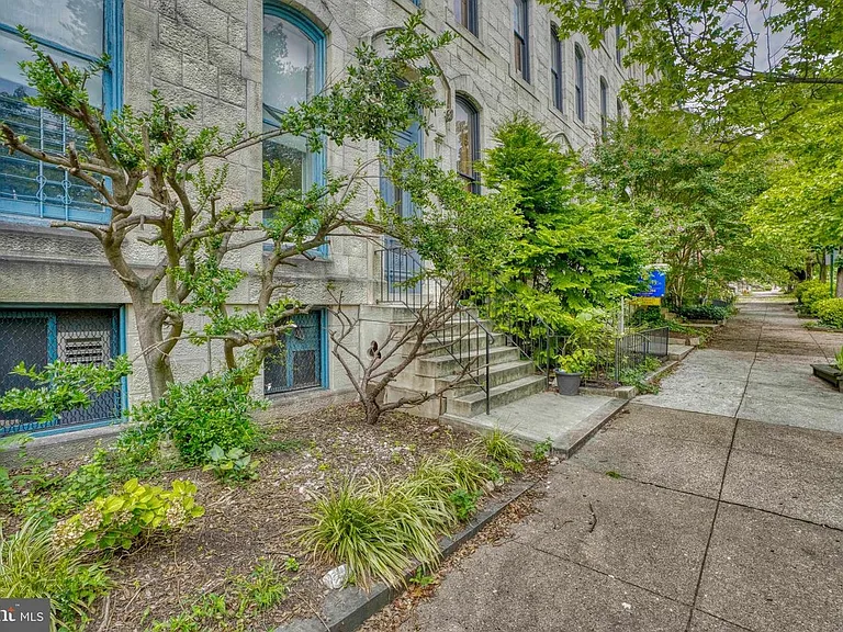 1604 Park Ave #4 — Photo 9