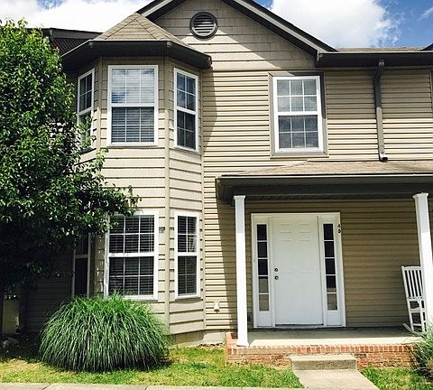3rd image of 45 Ariel Dr