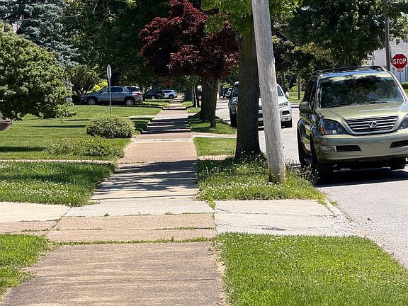5th image of 214 48th St