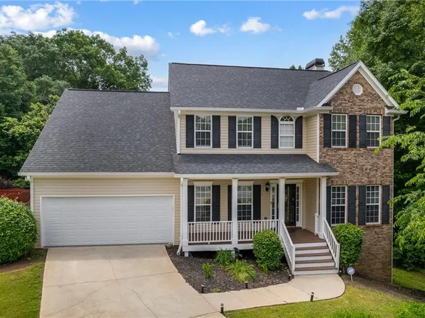 186 Westchester Club Dr, Hiram, GA 30141