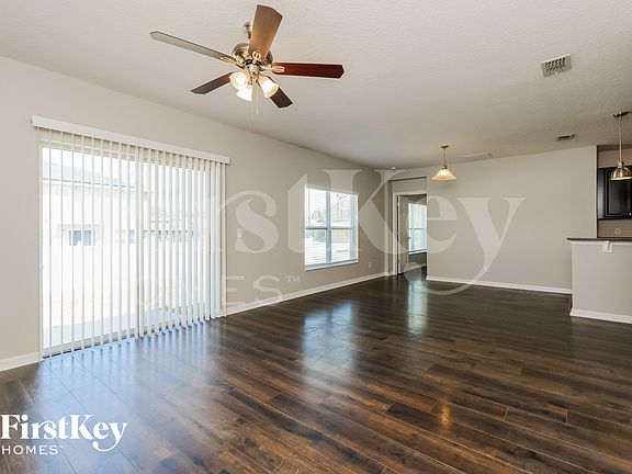 3rd image of 279 Whispering Pines Way