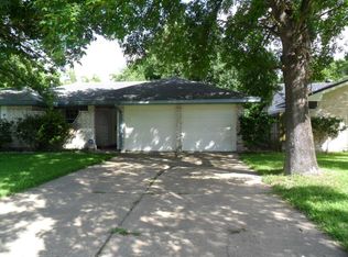 6331 Hidden Arbor Ln, Houston, TX 77088
