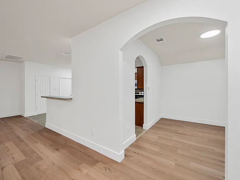 526 Wyoming Dr — Photo 4