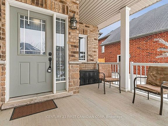 3rd image of 89 Marriott Pl