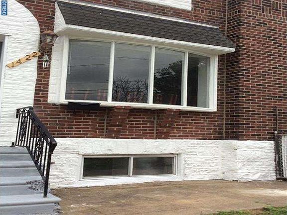 3rd image of 1422 E Hunting Park Ave