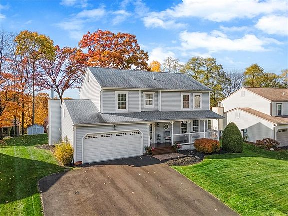 2nd image of 732 Kilbuck Dr