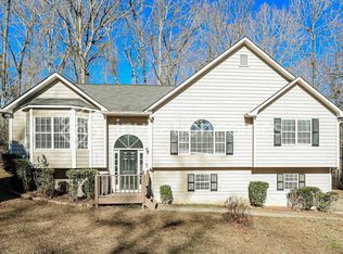 4688 Sterling Pointe Ct, Douglasville, GA 30135
