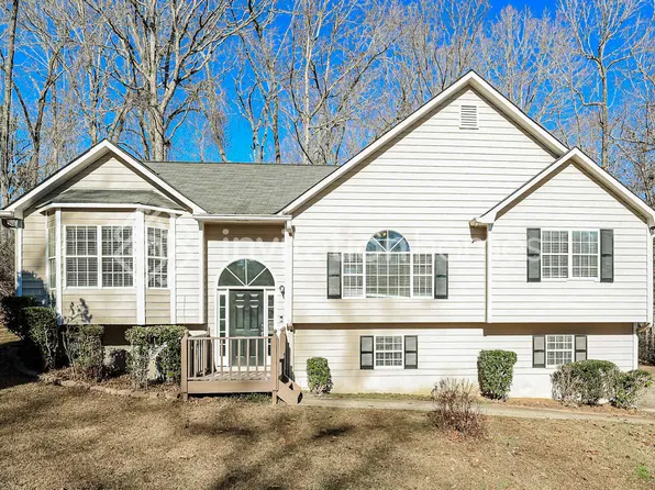 4688 Sterling Pointe Ct, Douglasville, GA 30135