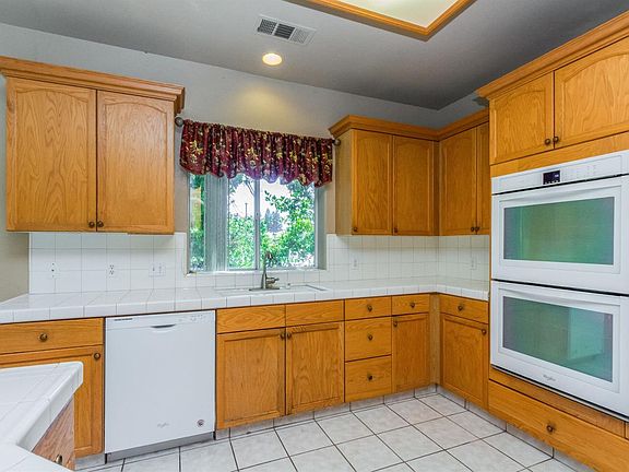 5th image of 874 E Mill Creek Dr