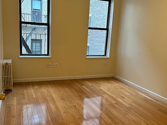 4th image of 515 W 111th St APT 5F