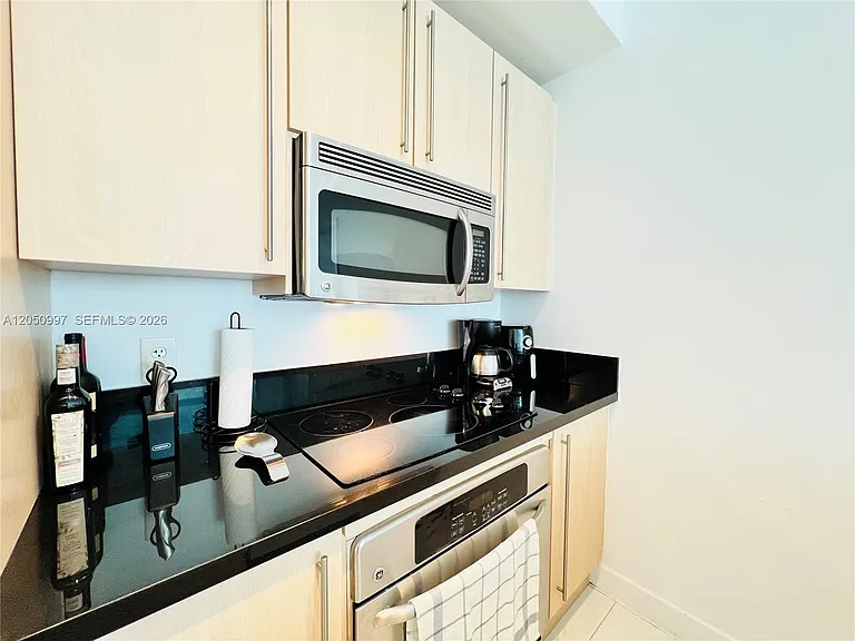 79 SW 12th St #1510 — Photo 24