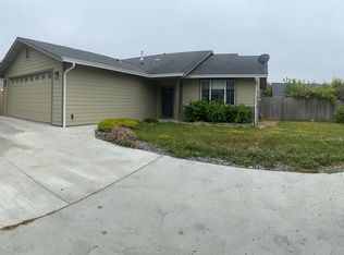 1244 Labrador Ln, McKinleyville, CA 95519