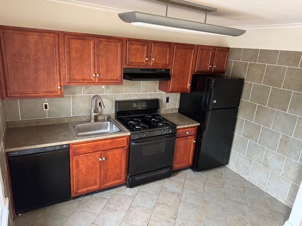 1565 New Scotland Rd APT 204